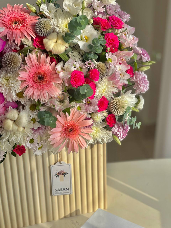 خرید باکس گل ژربرا - گل ساسان گلفروشی رشت