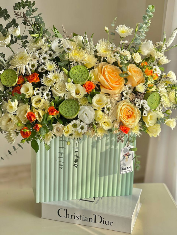 خرید باکس گل گرین - گل ساسان گلفروشی رشت