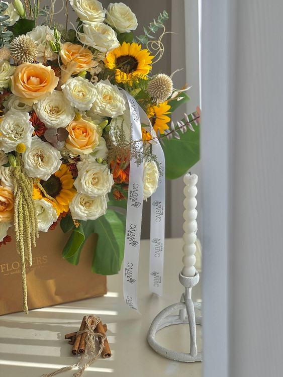 خرید باکس گل پاییزی آفتاب - گل ساسان گلفروشی رشت