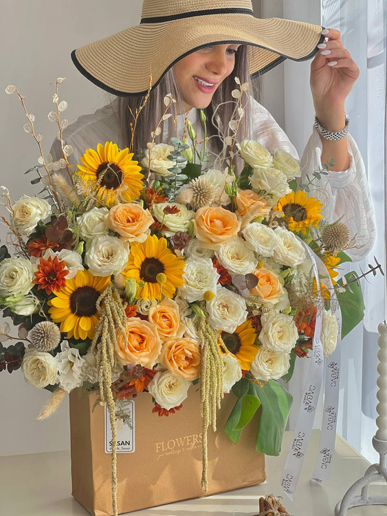 خرید باکس گل پاییزی آفتاب - گل ساسان گلفروشی رشت