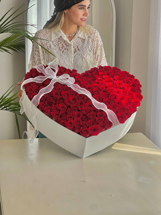 خرید باکس گل قلب رویال - گل ساسان گلفروشی رشت