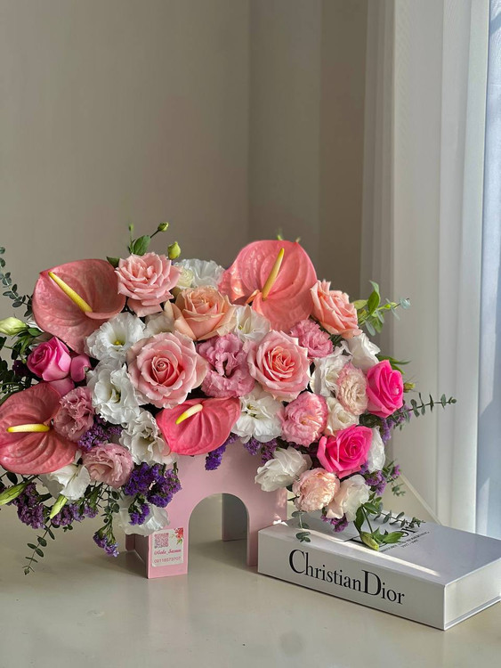 خرید باکس گل عایشه - گل ساسان گلفروشی رشت