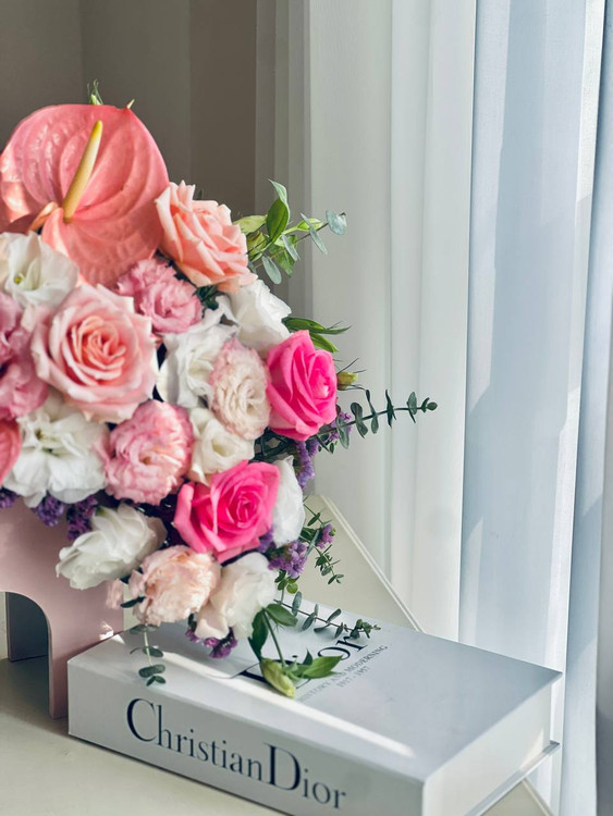 خرید باکس گل عایشه - گل ساسان گلفروشی رشت