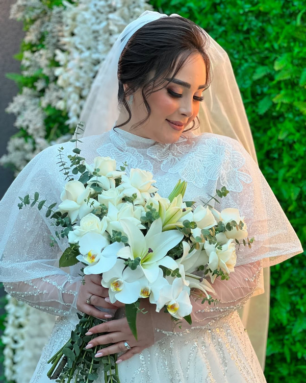 خرید دسته گل عروسی شیک - گل ساسان گلفروشی رشت