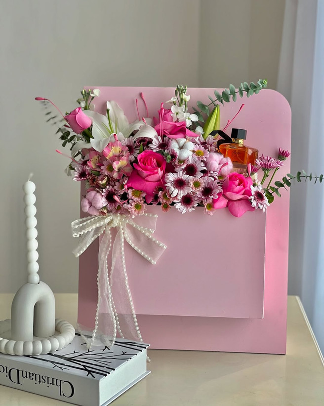خرید باکس گل lady - گل ساسان گلفروشی رشت