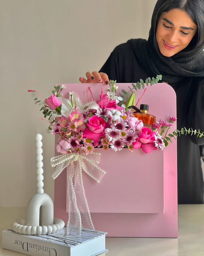 خرید باکس گل lady - گل ساسان گلفروشی رشت