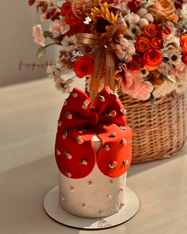 خرید باکس گل حصیری پاییزان - گل ساسان گلفروشی رشت