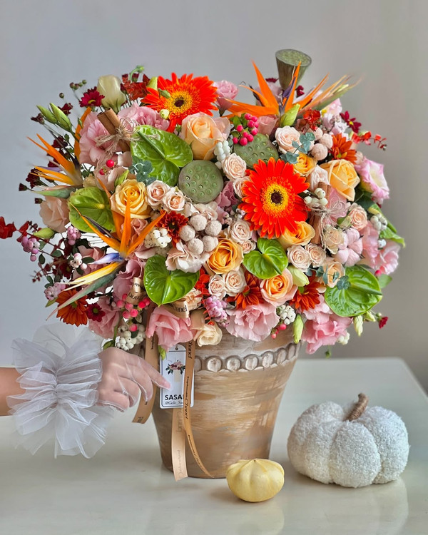 خرید سبد گل پاییزی ندا - گل ساسان گلفروشی رشت