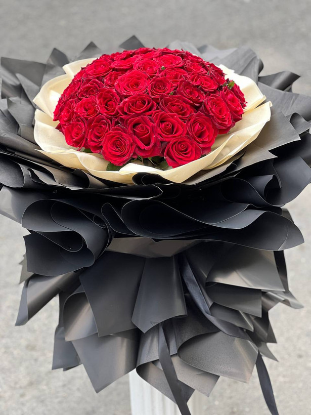 خرید دسته گل رز دیبا - گل ساسان گلفروشی رشت