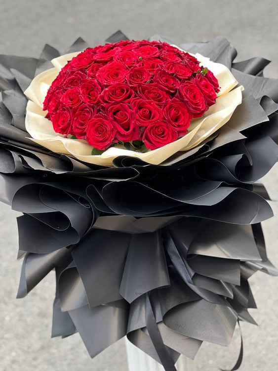 خرید دسته گل رز دیبا - گل ساسان گلفروشی رشت