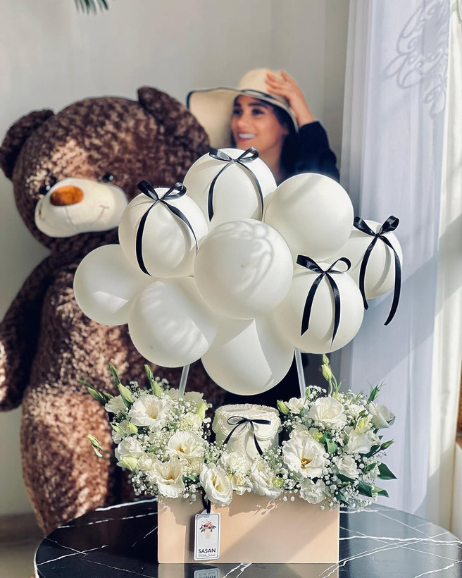 خرید باکس گل و کیک یلدا - گل ساسان گلفروشی رشت