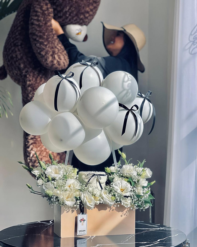 خرید باکس گل و کیک یلدا - گل ساسان گلفروشی رشت