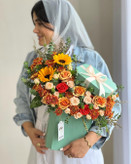خرید باکس گل آفتاب گردون آذر - گل ساسان گلفروشی رشت