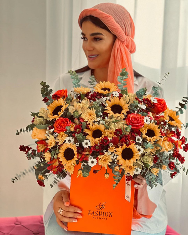 خرید باکس گل پرتغالی - گل ساسان گلفروشی رشت