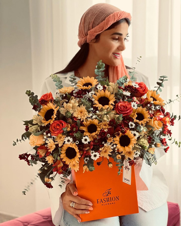 خرید باکس گل پرتغالی - گل ساسان گلفروشی رشت