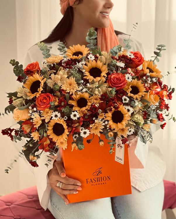 خرید باکس گل پرتغالی - گل ساسان گلفروشی رشت