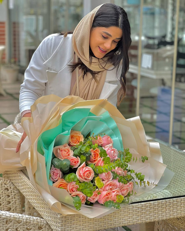 خرید دسته گل طلا - گل ساسان گلفروشی رشت