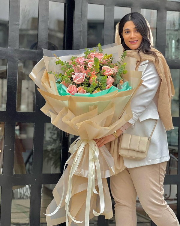 خرید دسته گل طلا - گل ساسان گلفروشی رشت