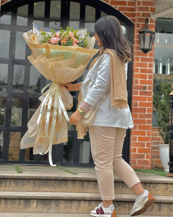 خرید دسته گل طلا - گل ساسان گلفروشی رشت