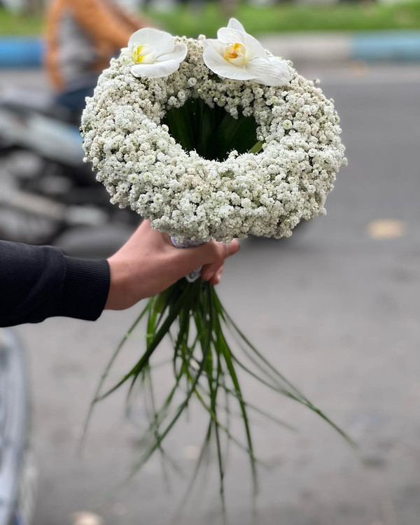 خرید گل عروس نازی - گل ساسان گلفروشی رشت