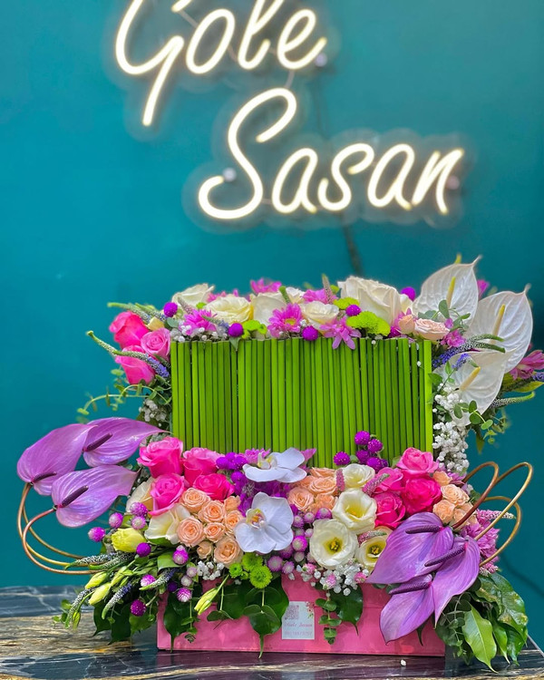 خرید باکس گل مینا - گل ساسان گلفروشی رشت