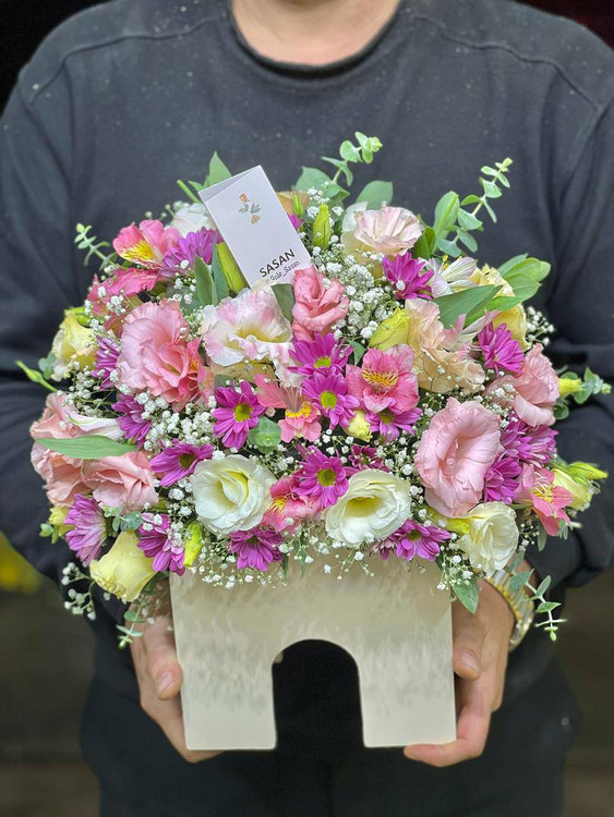 خرید باکس گل لطیفه - گل ساسان گلفروشی رشت