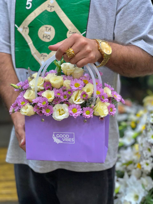 خرید باکس گل ستاره - گل ساسان گلفروشی رشت