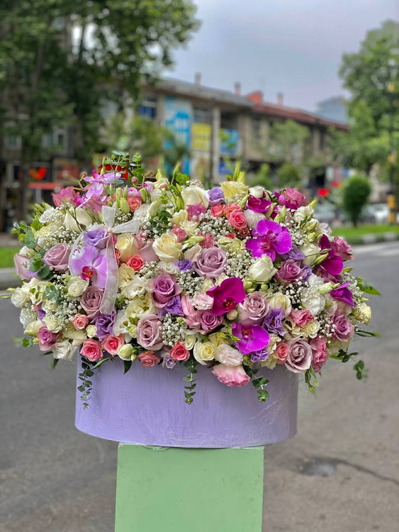 خرید باکس گل یاقوت - گل ساسان گلفروشی رشت