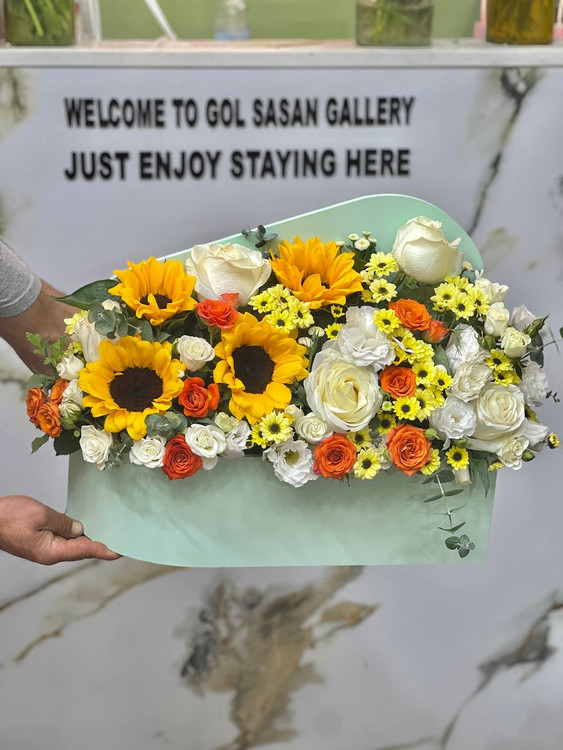 خرید باکس گل ملودی - گل ساسان گلفروشی رشت