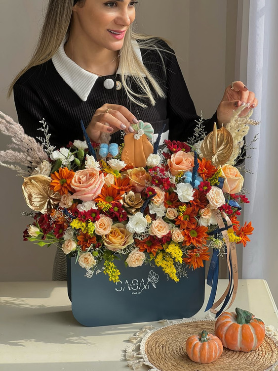 خرید باکس گل پاییزی مهتا - گل ساسان گلفروشی رشت