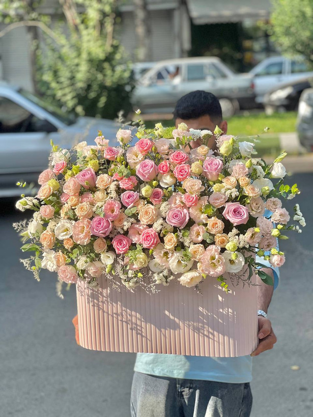 خرید باکس گل آلیس - گل ساسان گلفروشی رشت