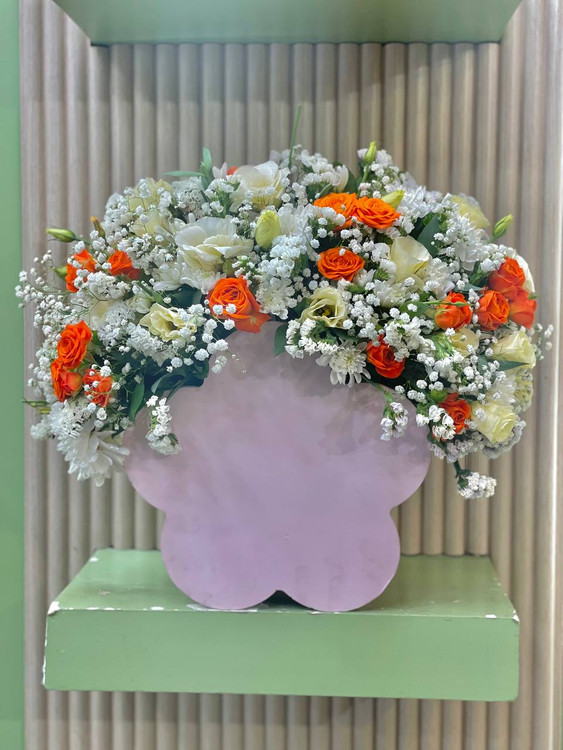 خرید باکس گل آنیسا - گل ساسان گلفروشی رشت