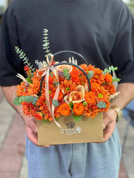 خرید باکس گل بنیا - گل ساسان گلفروشی رشت