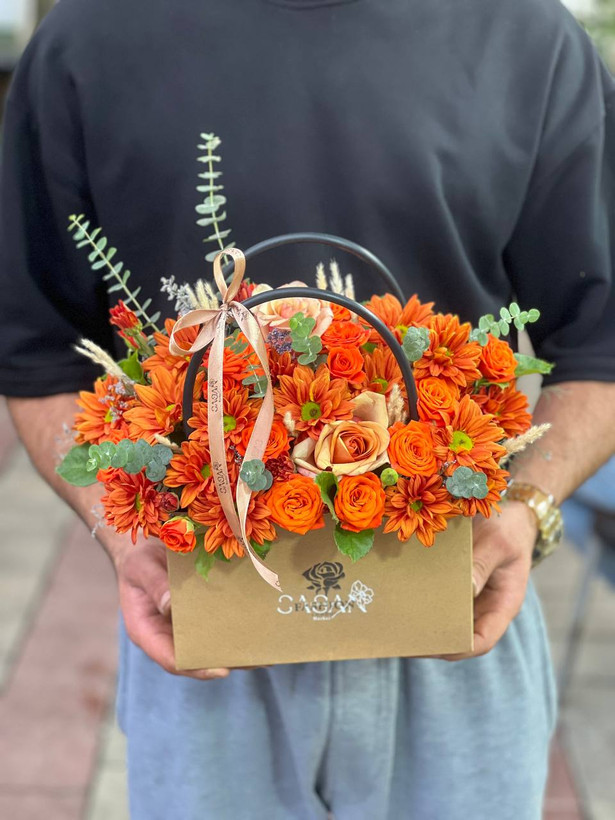 خرید باکس گل بنیا - گل ساسان گلفروشی رشت