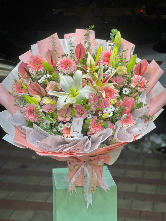 خرید دسته گل جانت - گل ساسان گلفروشی رشت