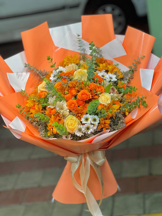 خرید دسته گل دونا - گل ساسان گلفروشی رشت