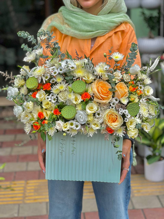 خرید باکس گل راحل - گل ساسان گلفروشی رشت