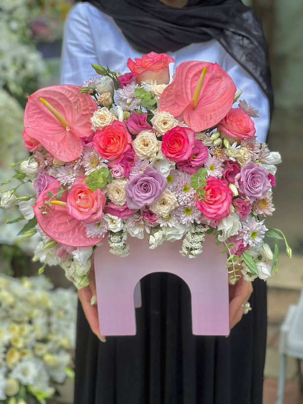 خرید باکس گل سارای - گل ساسان گلفروشی رشت