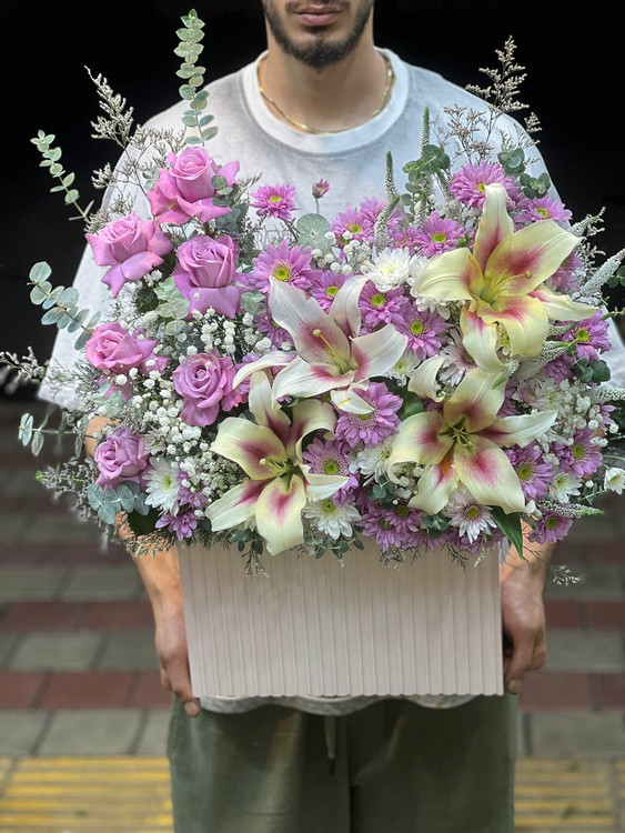 خرید باکس گل سویل - گل ساسان گلفروشی رشت