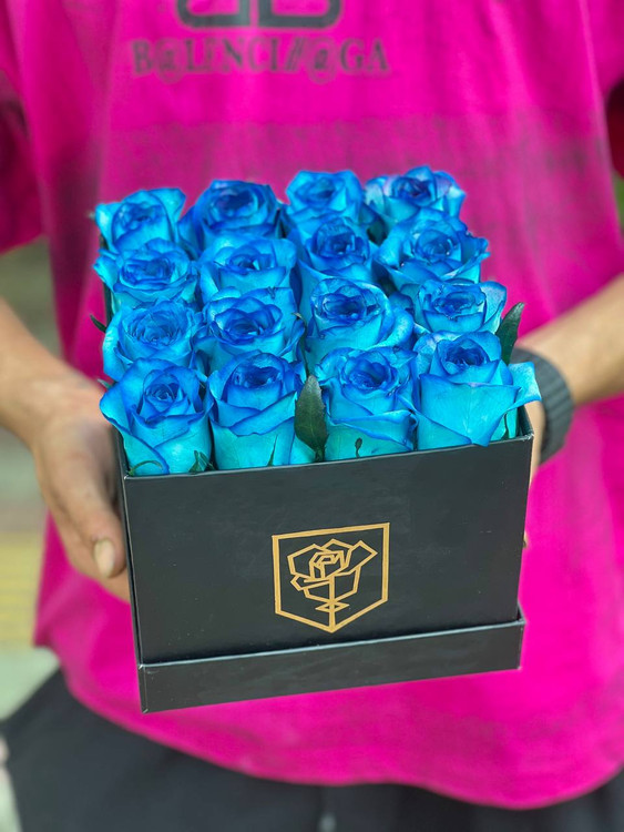 خرید باکس گل ملودی - گل ساسان گلفروشی رشت