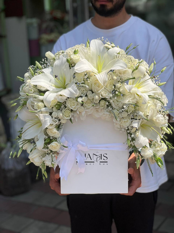 خرید باکس گل نازیک - گل ساسان گلفروشی رشت