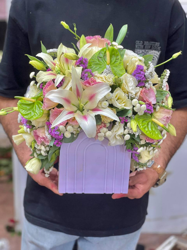 خرید باکس گل آرمیدخت - گل ساسان گلفروشی رشت