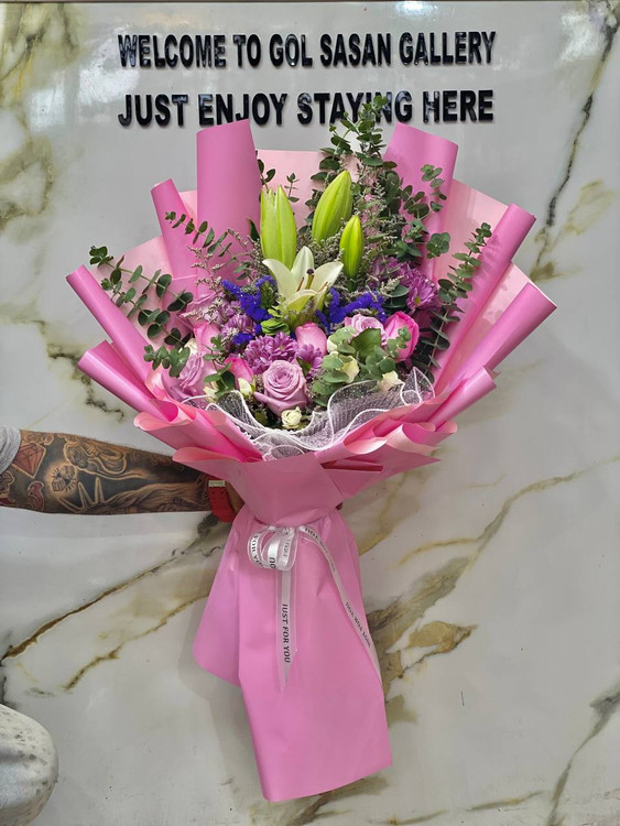 خرید دسته گل برنا - گل ساسان گلفروشی رشت