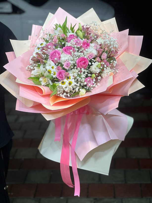 خرید دسته گل آنا - گل ساسان گلفروشی رشت