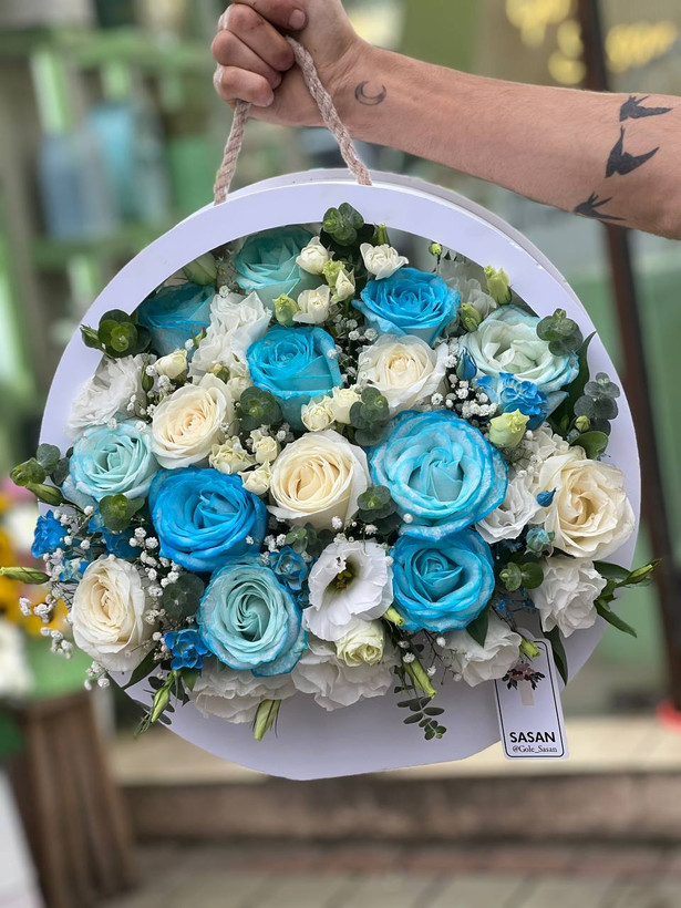 خرید باکس گل بلو رز - گل ساسان گلفروشی رشت