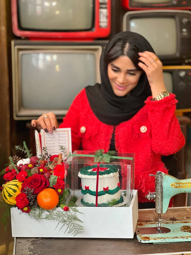 خرید باکس گل وکیک گرین - گل ساسان گلفروشی رشت