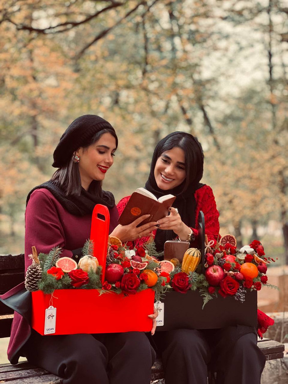 خرید باکس گل سارای - گل ساسان گلفروشی رشت