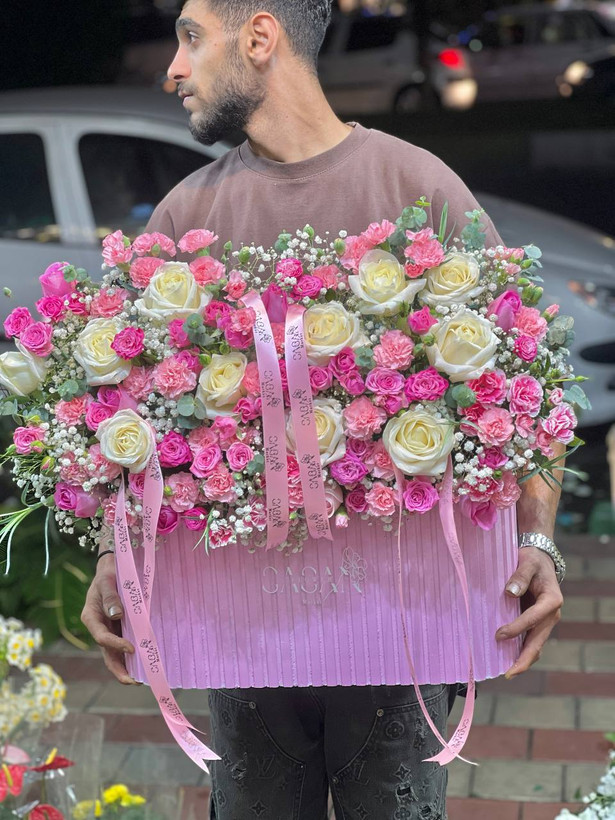 خرید باکس گل تانسو - گل ساسان گلفروشی رشت