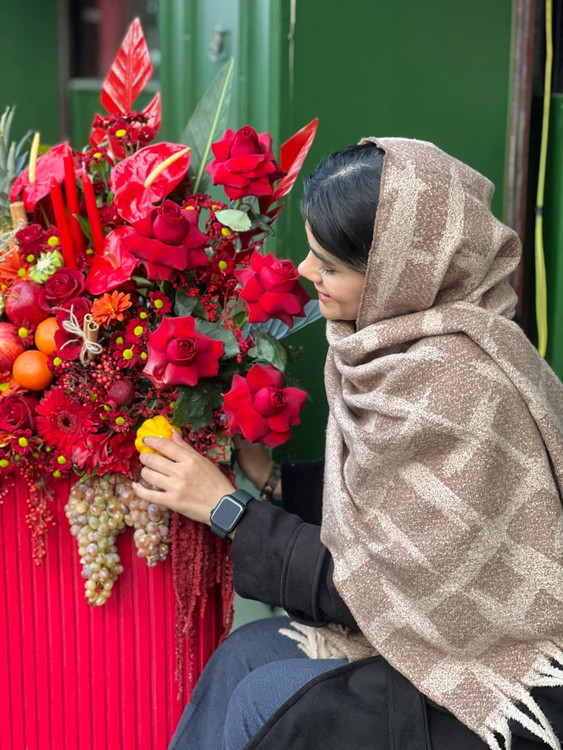 خرید باکس گل vip یلدا - گل ساسان گلفروشی رشت