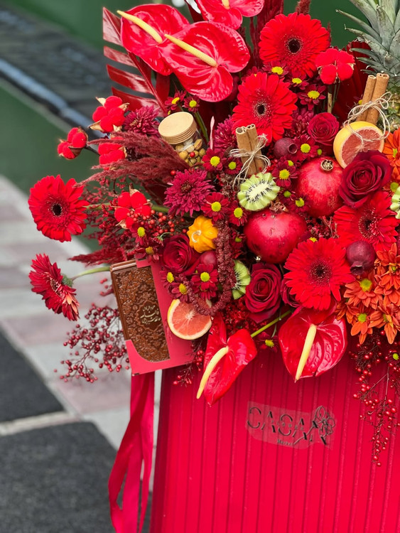 خرید باکس گل vip یلدا - گل ساسان گلفروشی رشت